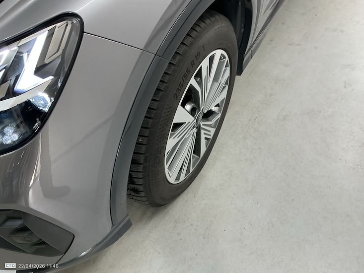 Audi Q4 — photo 13