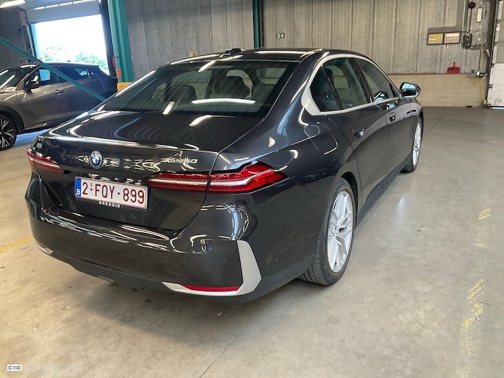 Bmw I5 — photo 4