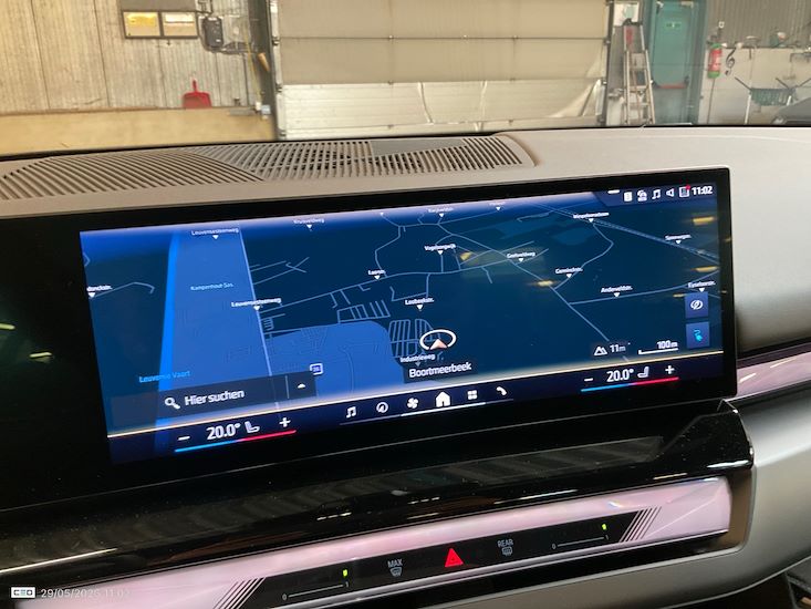 Bmw I5 — photo 9
