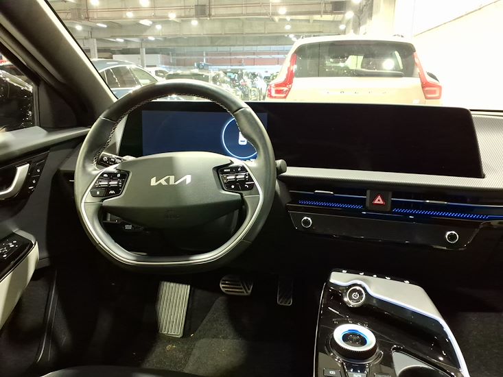 Kia Ev6 — photo 6