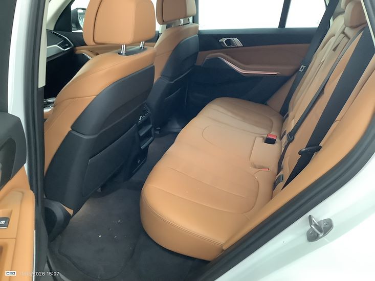 Bmw X5 — photo 10