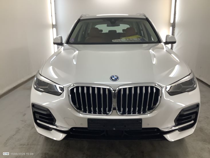 Bmw X5 — photo 2