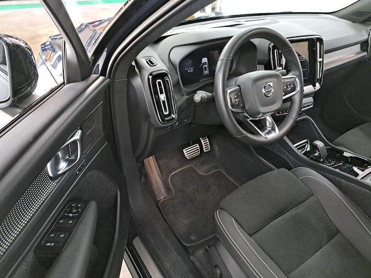 Volvo Xc40 — photo 5
