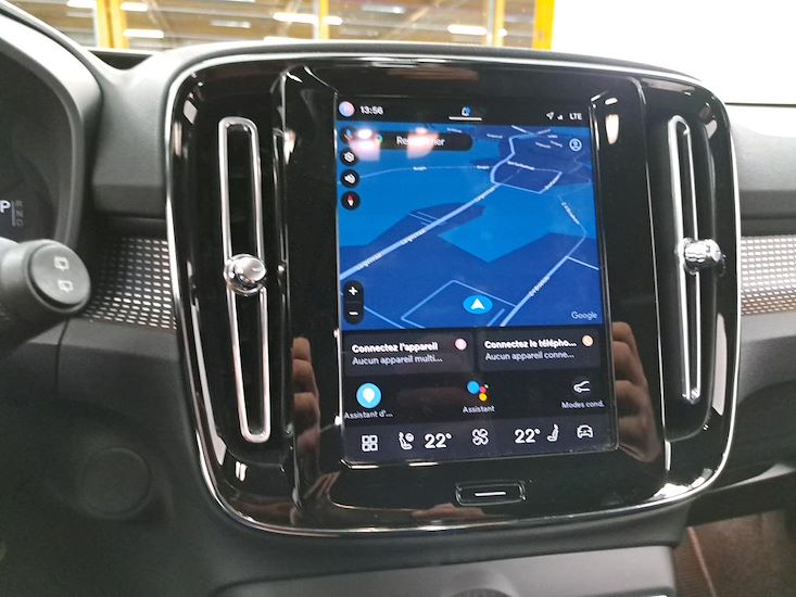 Volvo Xc40 — photo 9