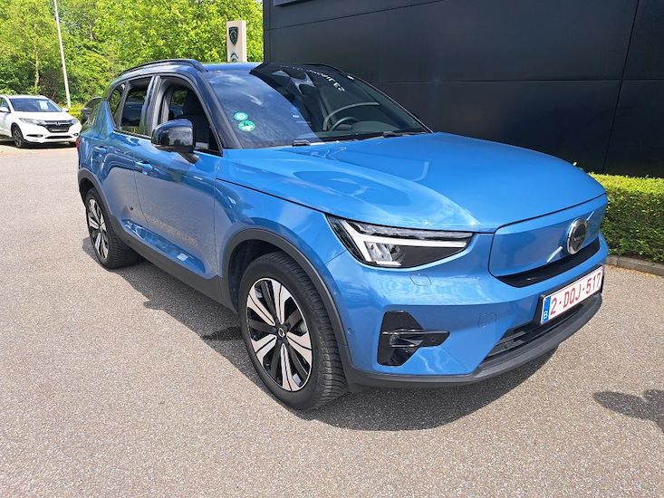 Volvo Xc40 — photo 2