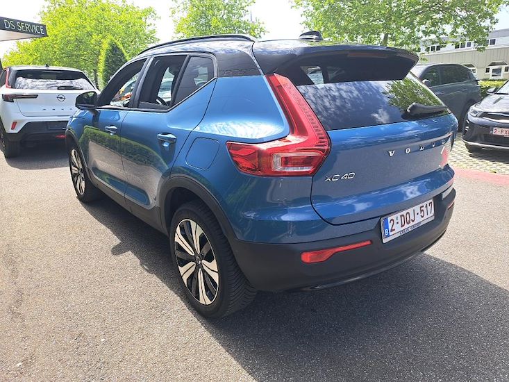 Volvo Xc40 — photo 3