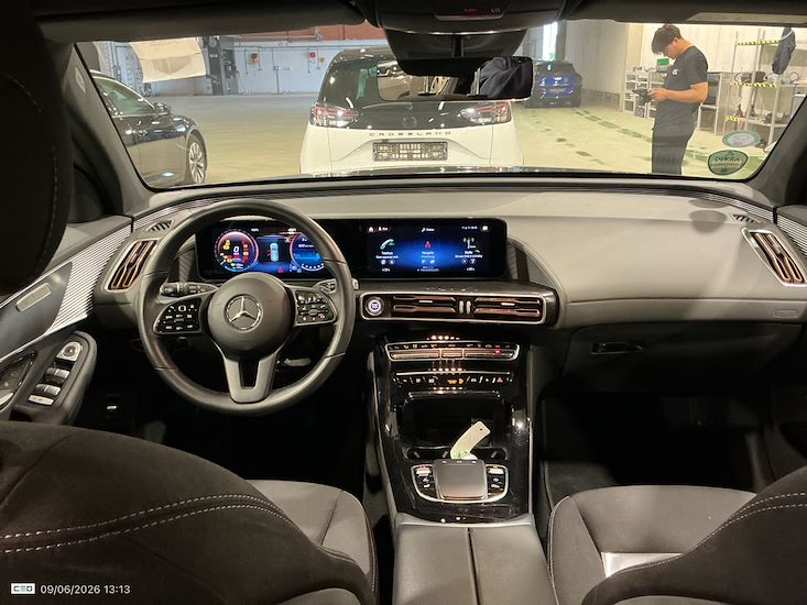 Mercedes-Benz Eqc — photo 6