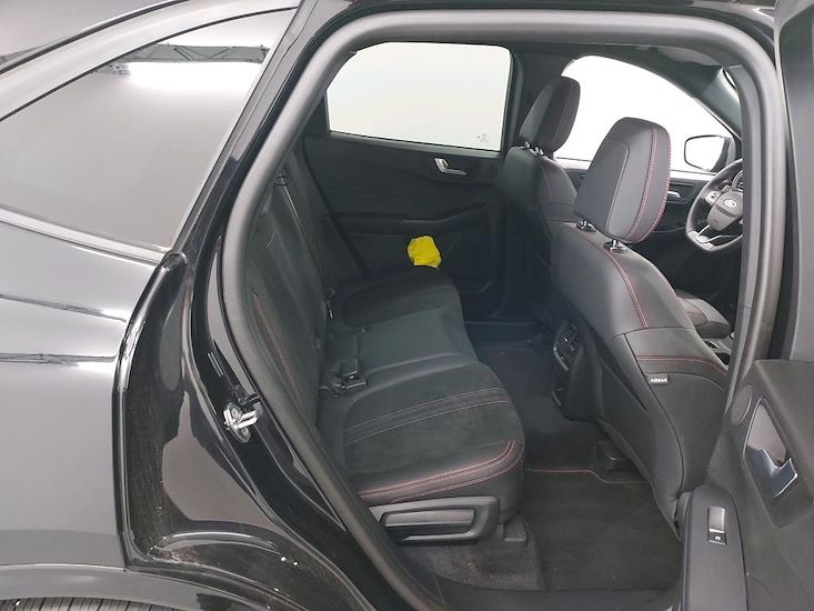 Ford Kuga — photo 6