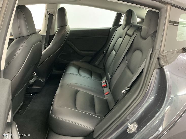 Tesla Model 3 — photo 11