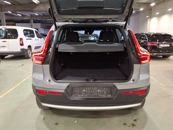 Volvo Xc40 — photo 3