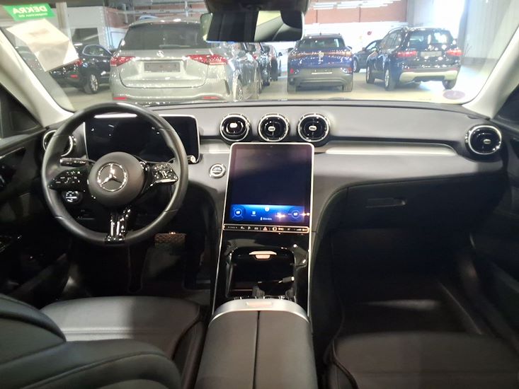 Mercedes-Benz C-Class — photo 6