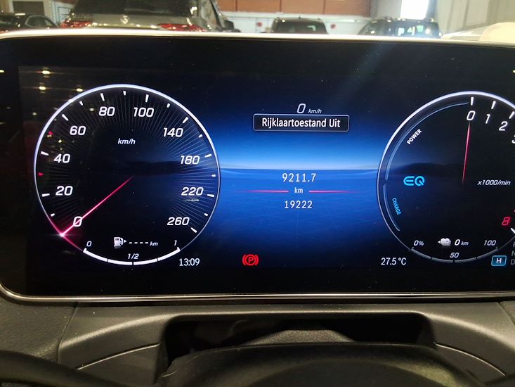 Mercedes-Benz C-Class — photo 9