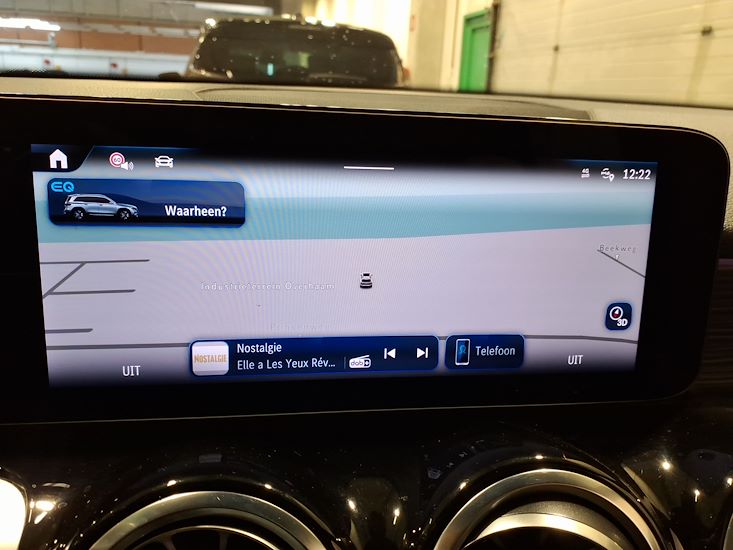 Mercedes-Benz Eqb — photo 10