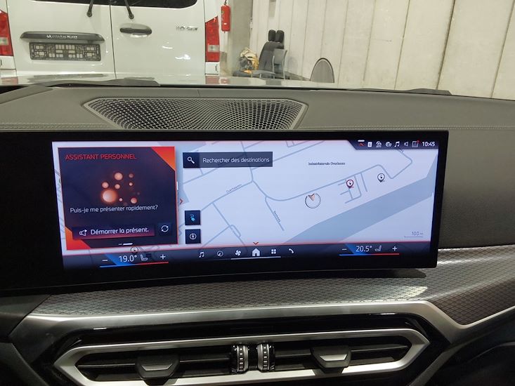 Bmw I4 — photo 10
