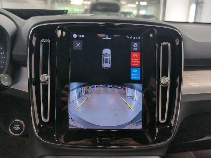 Volvo Xc40 — photo 10
