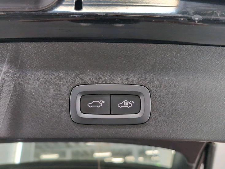 Volvo Xc40 — photo 11