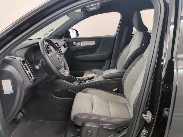 Volvo Xc40 — photo 5