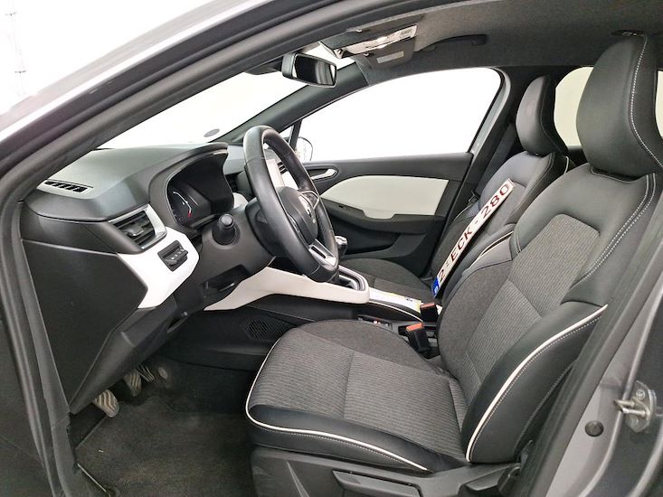 Renault Clio — photo 5