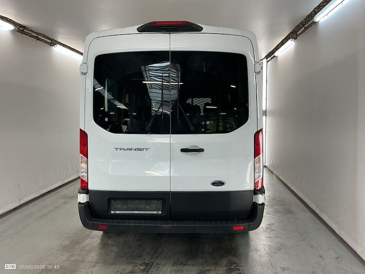 Ford Transit — photo 5