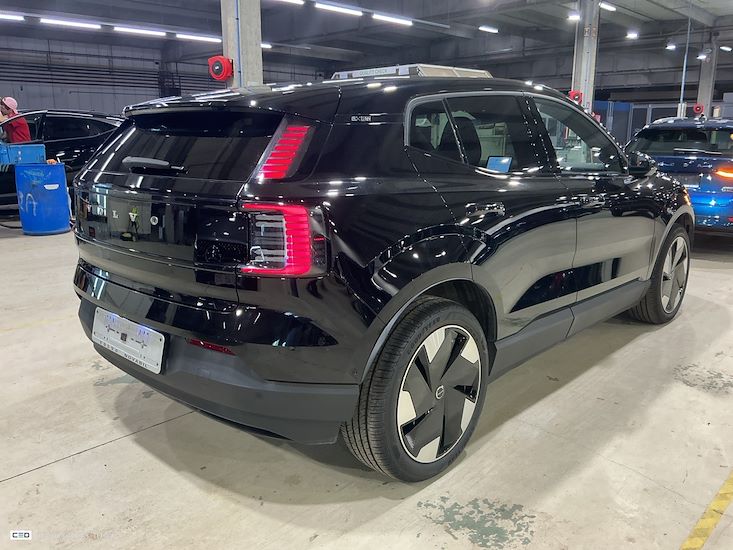Volvo Ex30 — photo 4