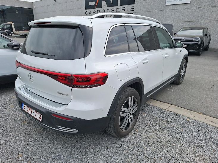 Mercedes-Benz Eqb — photo 4