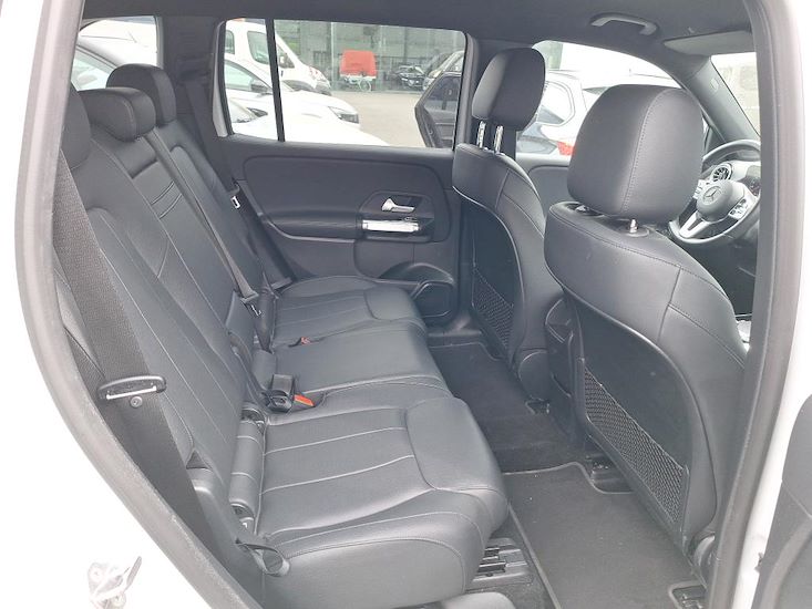 Mercedes-Benz Eqb — photo 6