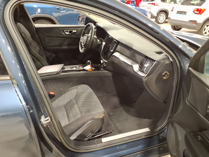 Volvo V60 — photo 7