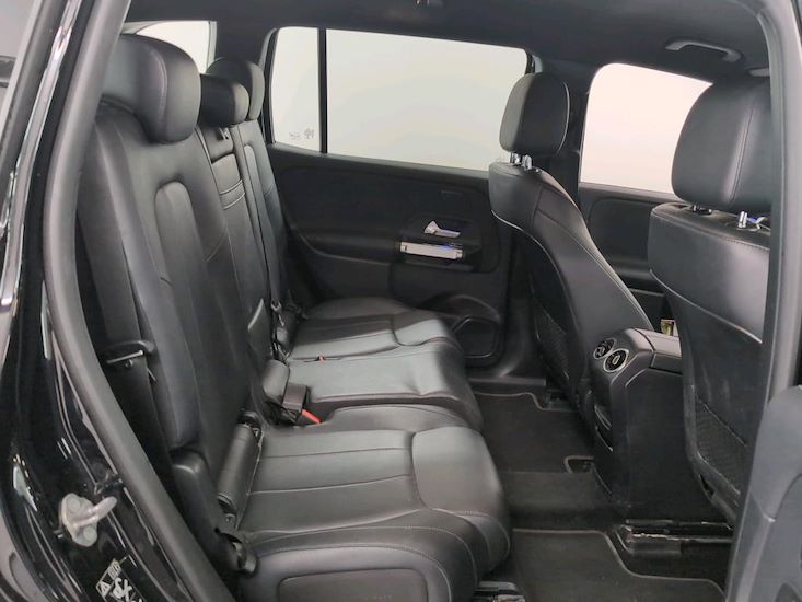 Mercedes-Benz Eqb — photo 6