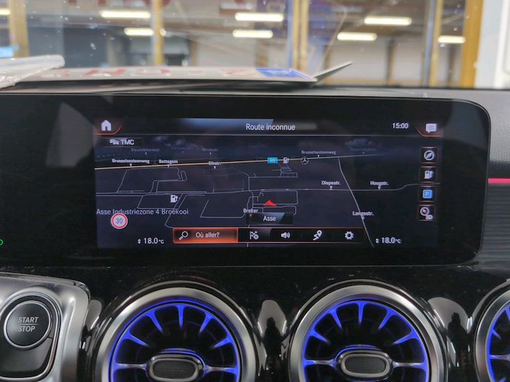 Mercedes-Benz Eqb — photo 9