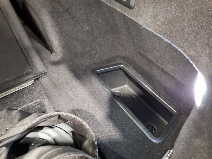 Bmw I4 — photo 11