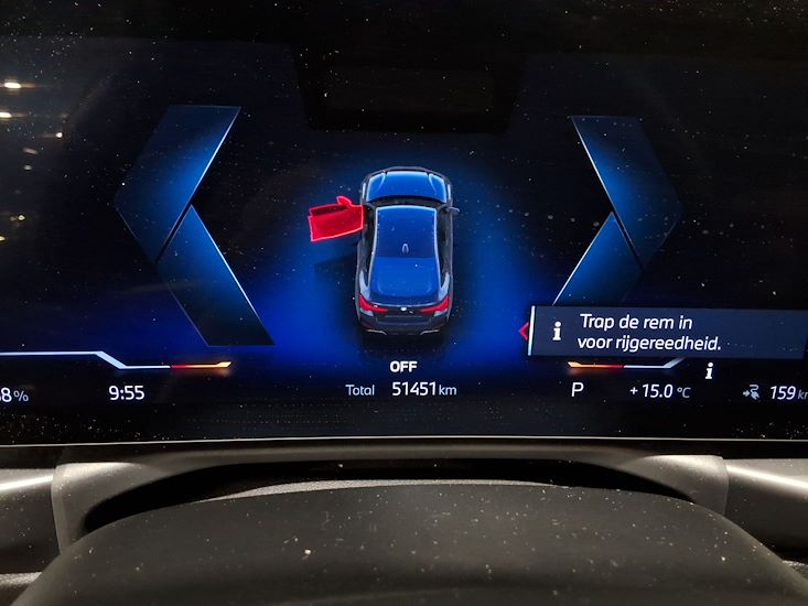 Bmw I4 — photo 9