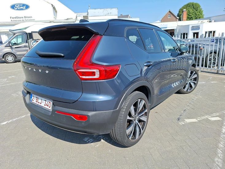 Volvo Xc40 — photo 4