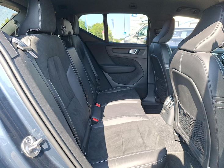 Volvo Xc40 — photo 6