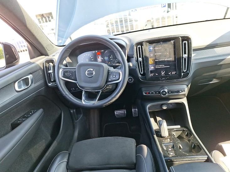 Volvo Xc40 — photo 8