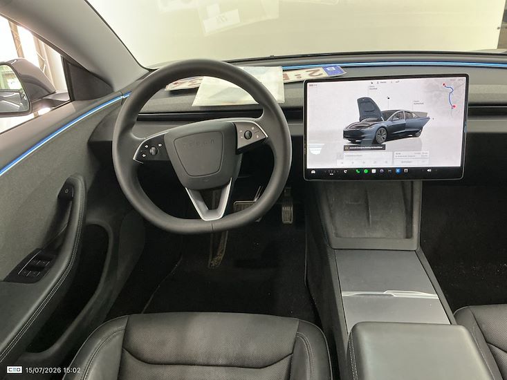 Tesla Model 3 — photo 7
