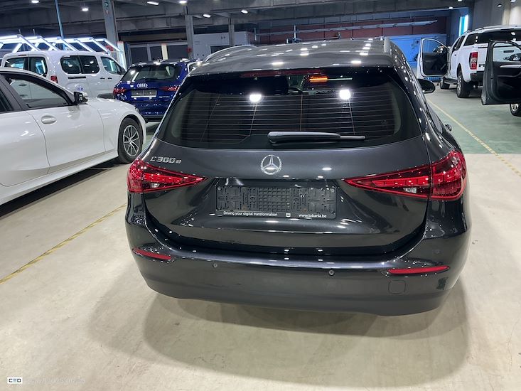 Mercedes-Benz C-Class — photo 5