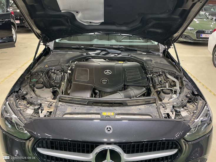 Mercedes-Benz C-Class — photo 6