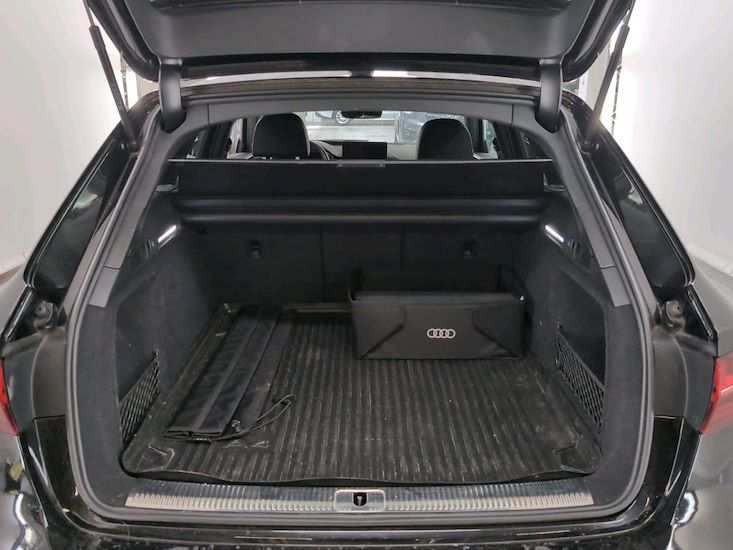 Audi A4 — photo 7