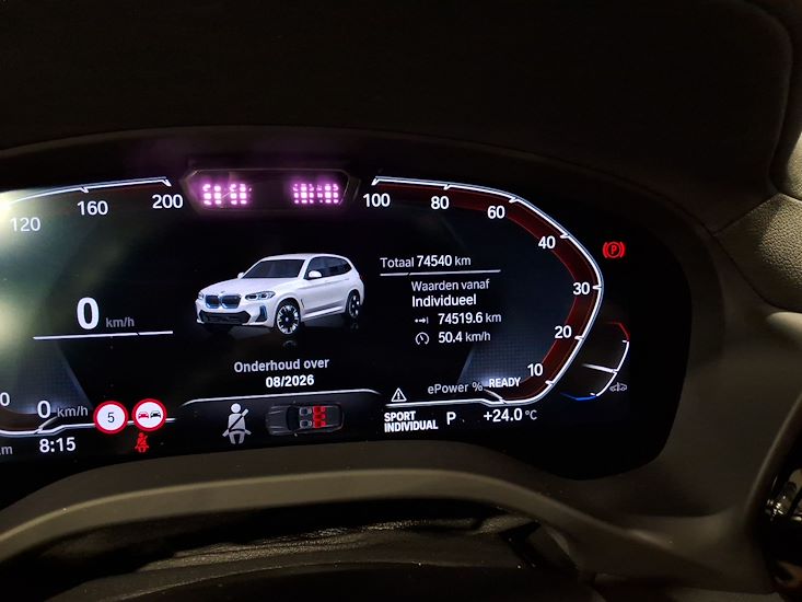 Bmw Ix3 — photo 9