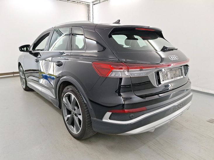 Audi Q4 — photo 3