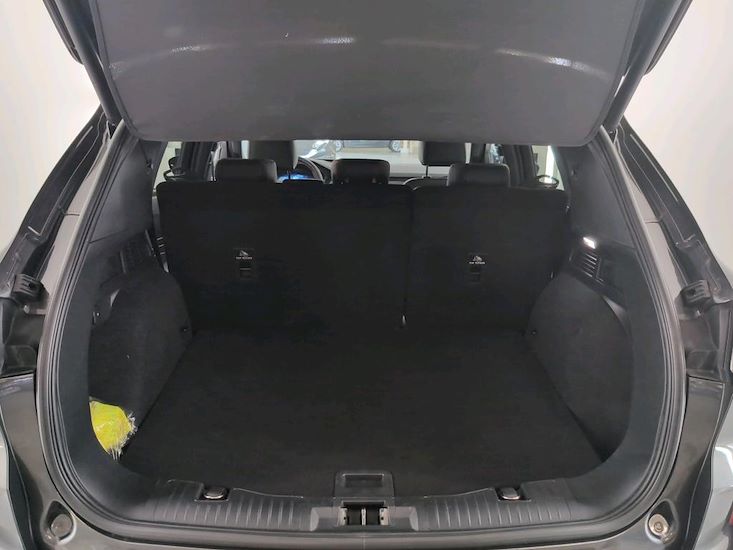 Ford Kuga — photo 7