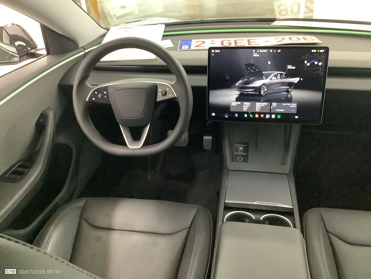 Tesla Model 3 — photo 7