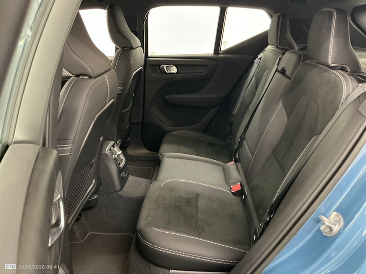 Volvo Xc40 — photo 12
