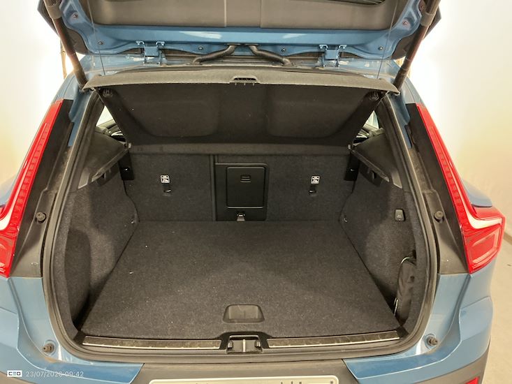 Volvo Xc40 — photo 13