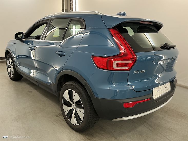 Volvo Xc40 — photo 3