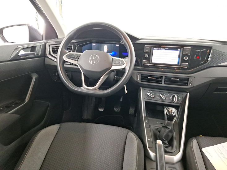 Volkswagen Polo — photo 8