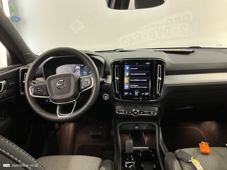 Volvo Xc40 — photo 5