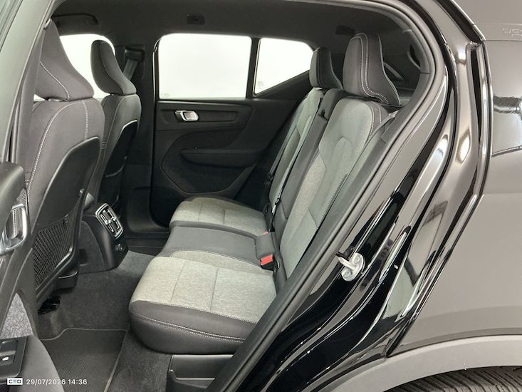 Volvo Xc40 — photo 9