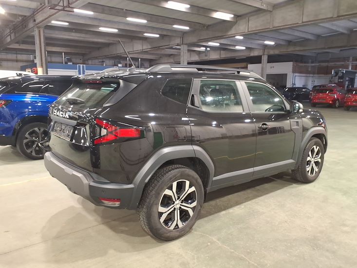 Dacia Duster — photo 4