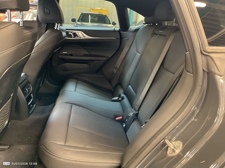 Bmw I4 — photo 11